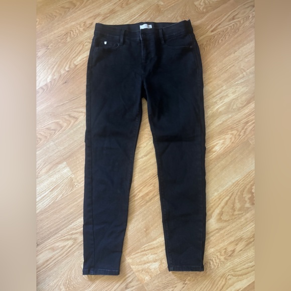 Black Curve Jeans - Picture 1 of 4